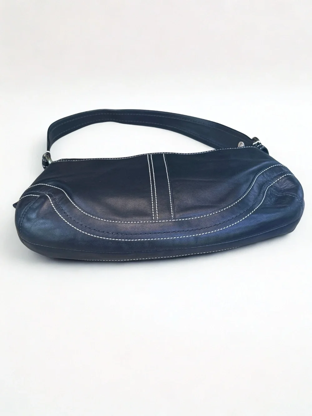 NWT New Vintage Coach Black Leather Soho Flap Bag F10910 Never Used